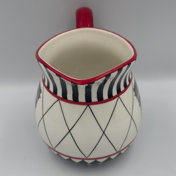 Cite Ambiance Collection Red Black & White Arc de Triomphe Porcelain Pitcher - Picture 5 of 9
